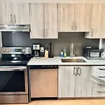 3Bdr Penthouse, Rooftop And Bbq In Crescent Zz5